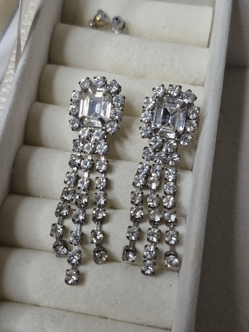 Vintage Rhinestone Drop Dangle Earrings - Silver Tone